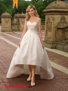 Elegant A-Line Sweetheart Sleeveless Ruched Empire Satin wedding dress WD-9519